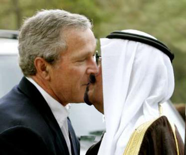 bush_kiss_saudi.jpg